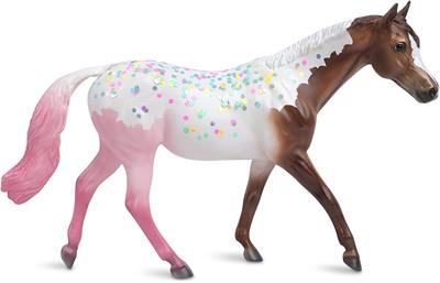 Breyer Horses Freedom Series Neopolitan Decorator Model #62223 Just when you think horses couldn’t get any sweeter, here’s Neapolitan! Decorated like your favorite ice cream treat, her chocolatey brown coat transitions to creamy vanilla, before finishing with a strawberry swish of her tail.