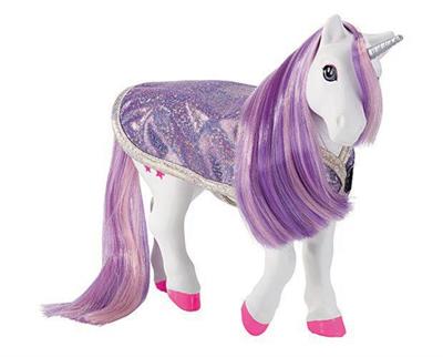 Clean her with warm water, and watch her mane, tail and celestial markings change color! When she dries, colors return to normal. Includes: Luna unicorn, bathrobe, atomizer spray bottle, and brush.