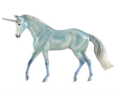 Breyer Horses Classic Size Freedom Series Le Mer Unicorn of the Sea #62060 While the unicorns of the land attract the most attention, sea unicorns like Le Mer quietly keep watch over their oceanic realms, only occasionally racing the waves to the shore.